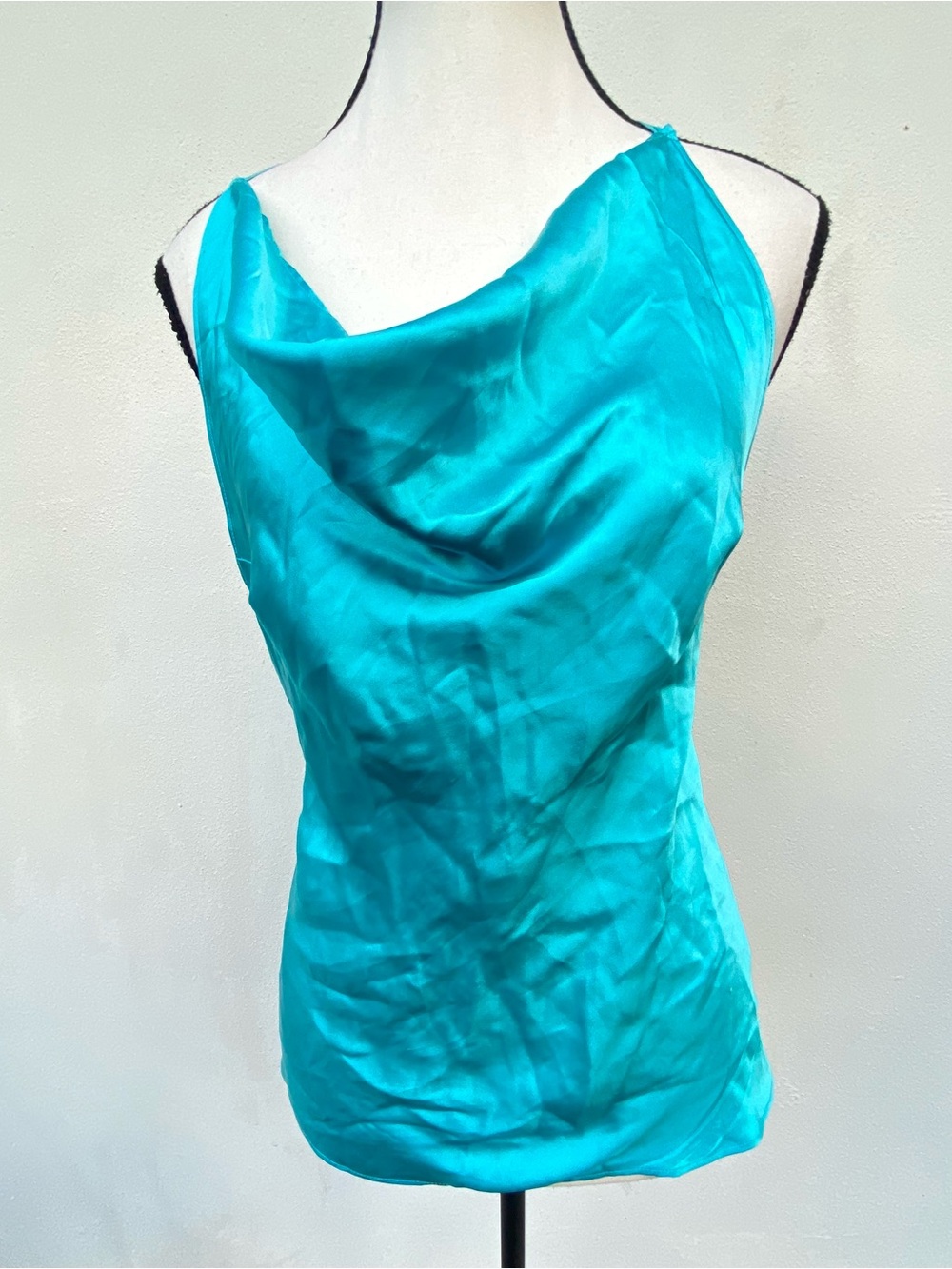 Y2K bebe 100% Silk Satin Turquoise Cowl Twist Back Sleeveless Blouse Size XS